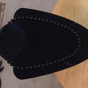 Jewelry - Brown beaded necklace vintage